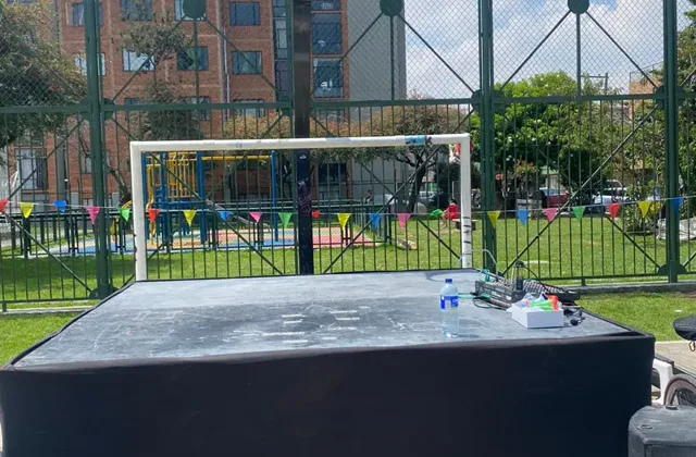 Tarima Pequeña para Presentaciones